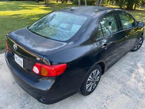 Black 2010 Toyota Corolla LE