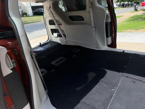 Red 2018 Chrysler Pacifica Touring-L