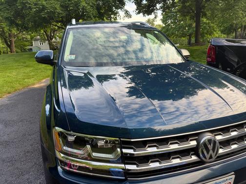 Blue 2019 Volkswagen Atlas 3.6L SE
