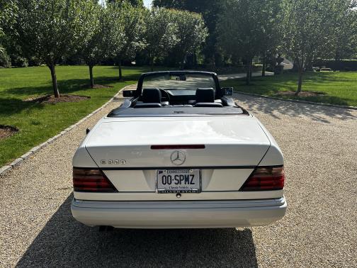 1994 Mercedes-Benz E-Class E320 Cabriolet