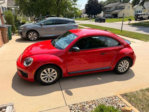 Red 2018 Volkswagen Beetle 2.0T Coast