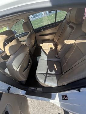White 2011 Hyundai Genesis 4.6