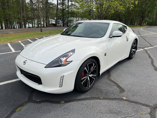 White 2018 Nissan 370Z Sport Tech