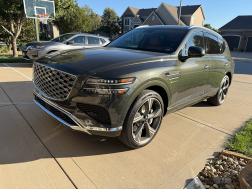 Green 2025 Genesis GV80 3.5T Prestige