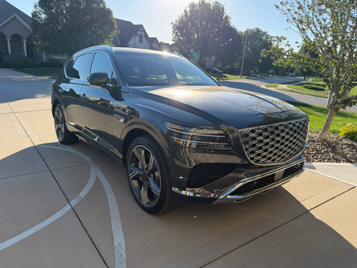 Green 2025 Genesis GV80 3.5T Prestige