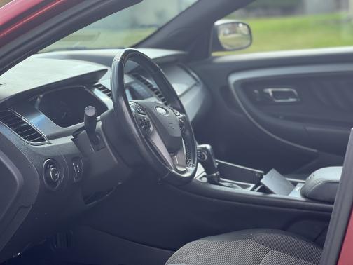 2017 Ford Taurus SEL