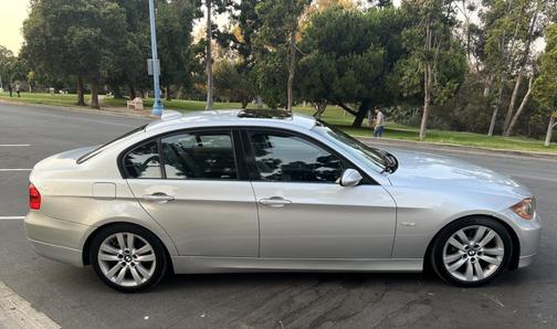 2007 BMW 328 i