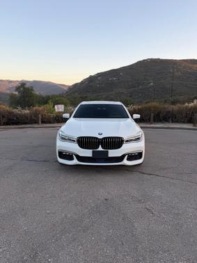 White 2017 BMW 750 i