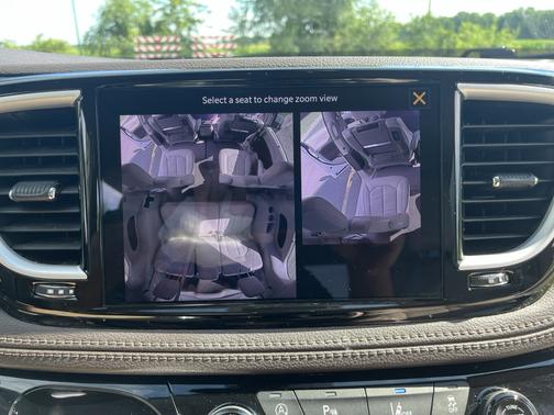 White 2021 Chrysler Pacifica Touring L