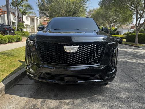 2025 Cadillac Escalade Sport Platinum