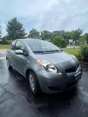 Gray 2010 Toyota Yaris Base
