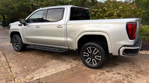 Silver 2022 GMC Sierra 1500 AT4