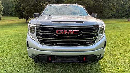 Silver 2022 GMC Sierra 1500 AT4
