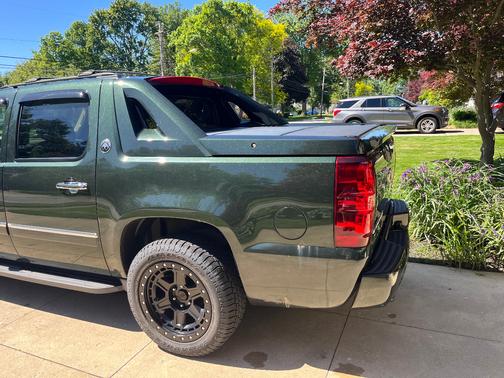 Green 2013 Chevrolet Avalanche LTZ