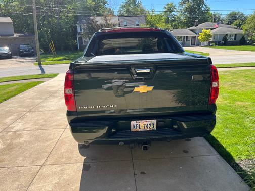 Green 2013 Chevrolet Avalanche LTZ