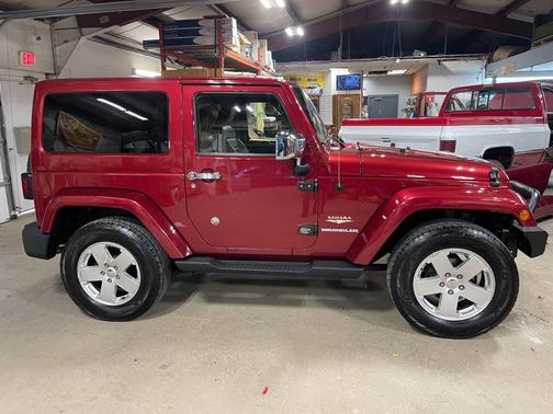 2011 Jeep Wrangler Sahara