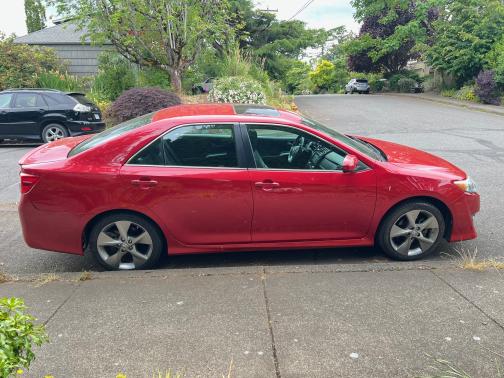 2014 Toyota Camry SE