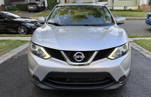 Silver 2017 Nissan Rogue Sport S