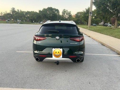 Green 2019 Alfa Romeo Stelvio Base