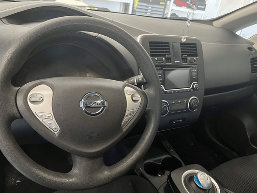 White 2017 Nissan Leaf S