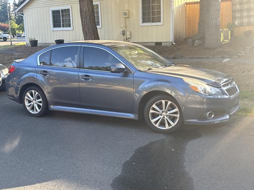 2014 Subaru Legacy 2.5i Premium