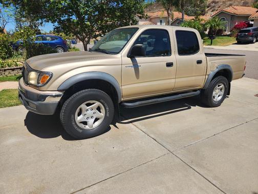 Gold 2003 Toyota Tacoma PreRunner Double Cab