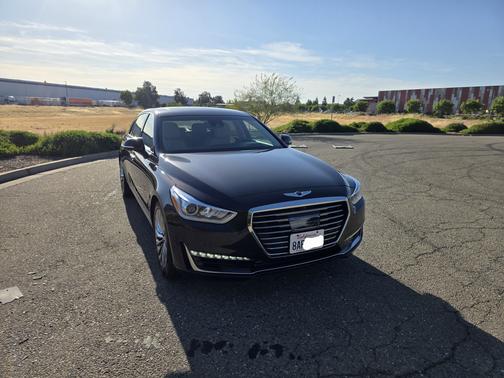 2018 Genesis G90 3.3T Premium