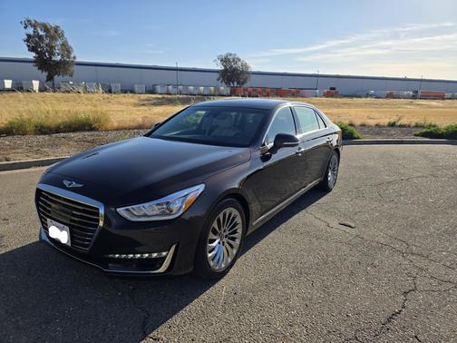 2018 Genesis G90 3.3T Premium
