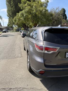 Gray 2016 Toyota Highlander LE Plus