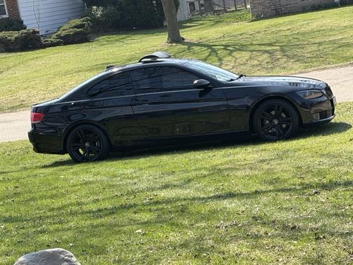 Black 2007 BMW 328 i