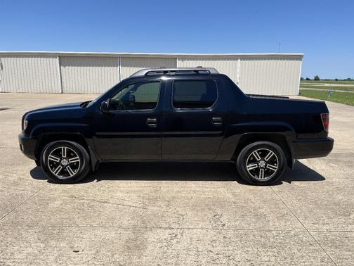Black 2013 Honda Ridgeline Sport