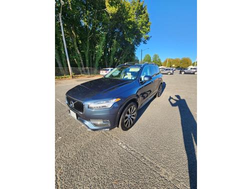 2019 Volvo XC90 T5 Momentum