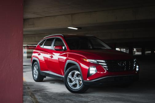 Red 2023 Hyundai TUCSON SEL