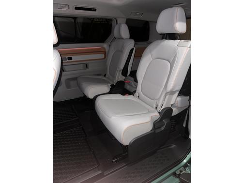 2025 Volkswagen ID. Buzz 1st Edition 4MOTION w/Two-Tone