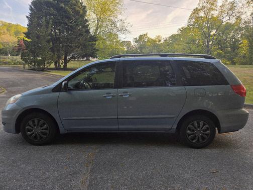 2008 Toyota Sienna CE