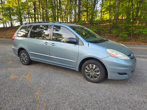 2008 Toyota Sienna CE