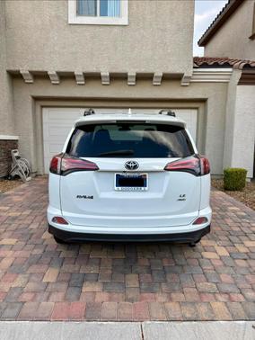 White 2017 Toyota RAV4 LE