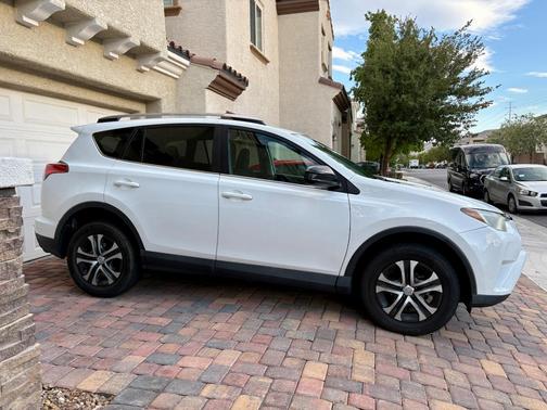 White 2017 Toyota RAV4 LE