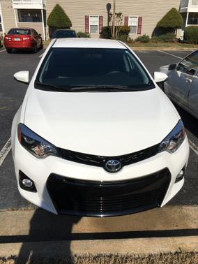 White 2016 Toyota Corolla S