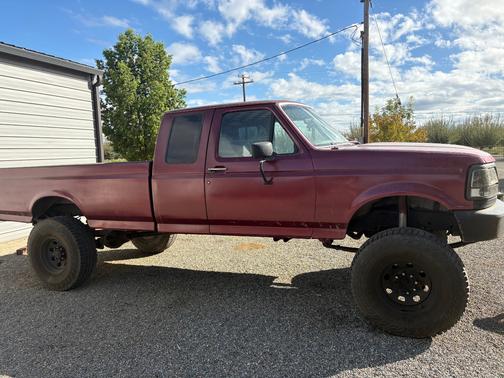1994 Ford F-250 XL SuperCab H/D