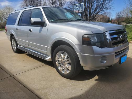 Photo 1 of 6 of 2011 Ford Expedition EL Limited