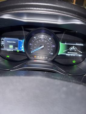 White 2019 Ford Fusion Hybrid SE