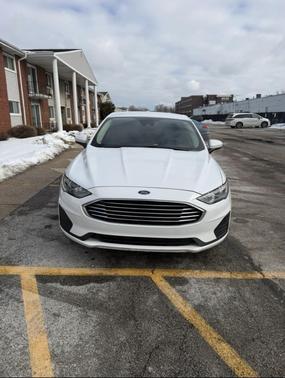 White 2019 Ford Fusion Hybrid SE