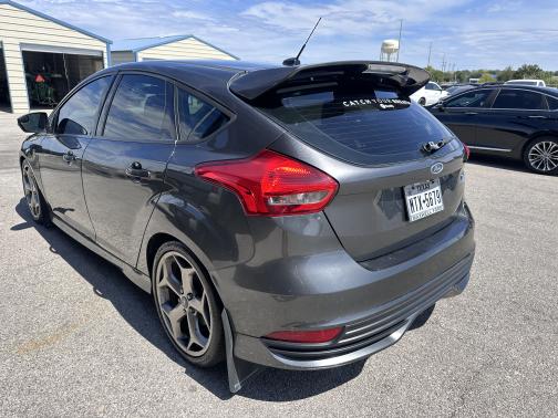 2018 Ford Focus ST Base