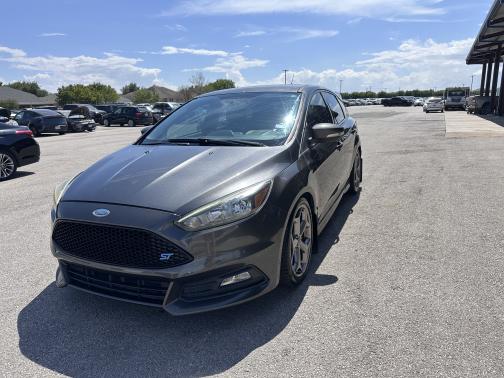2018 Ford Focus ST Base