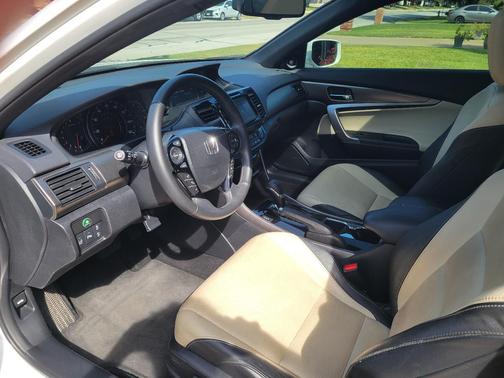 White 2016 Honda Accord Touring