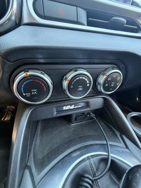 Silver 2017 FIAT 124 Spider Classica