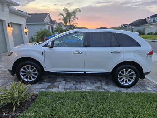 2014 Lincoln MKX Base