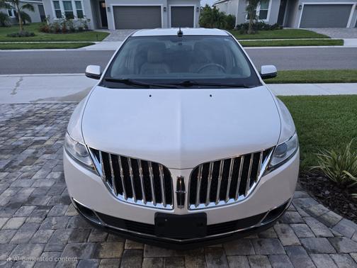 2014 Lincoln MKX Base