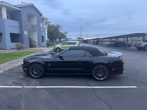 2012 Ford Mustang Shelby GT500